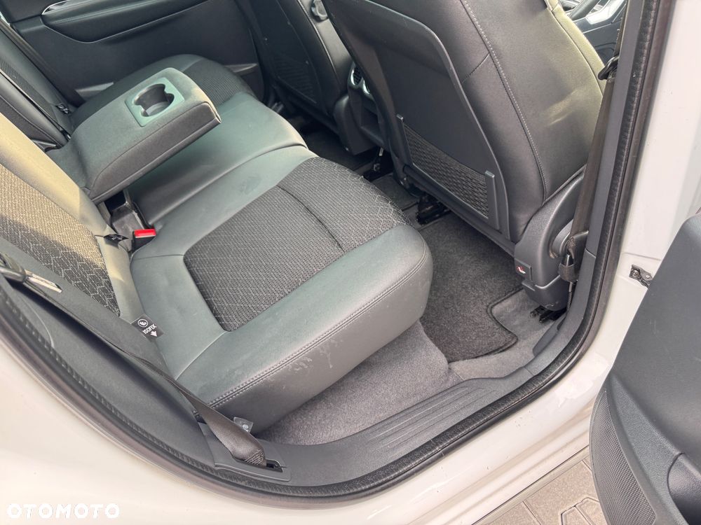 Peugeot 3008 PureTech 130 Stop & Start GPF Allure Business-Paket - 19