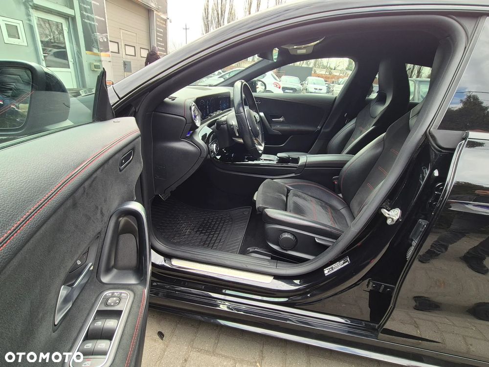 Mercedes-Benz CLA 220 d 8G-DCT AMG Line - 23
