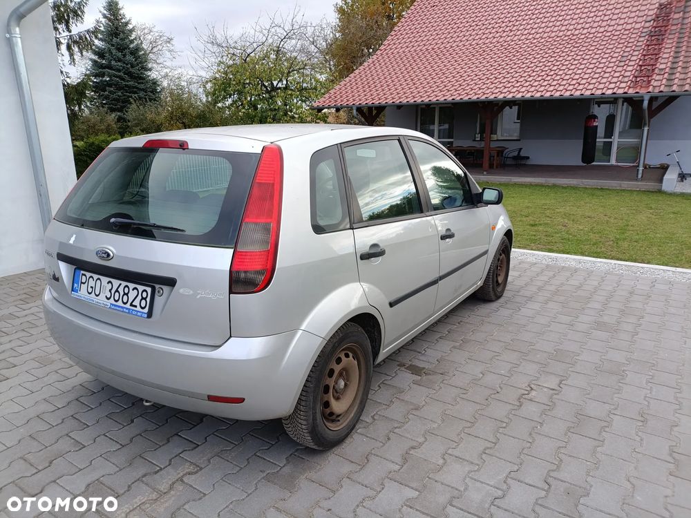 Ford Fiesta - 4
