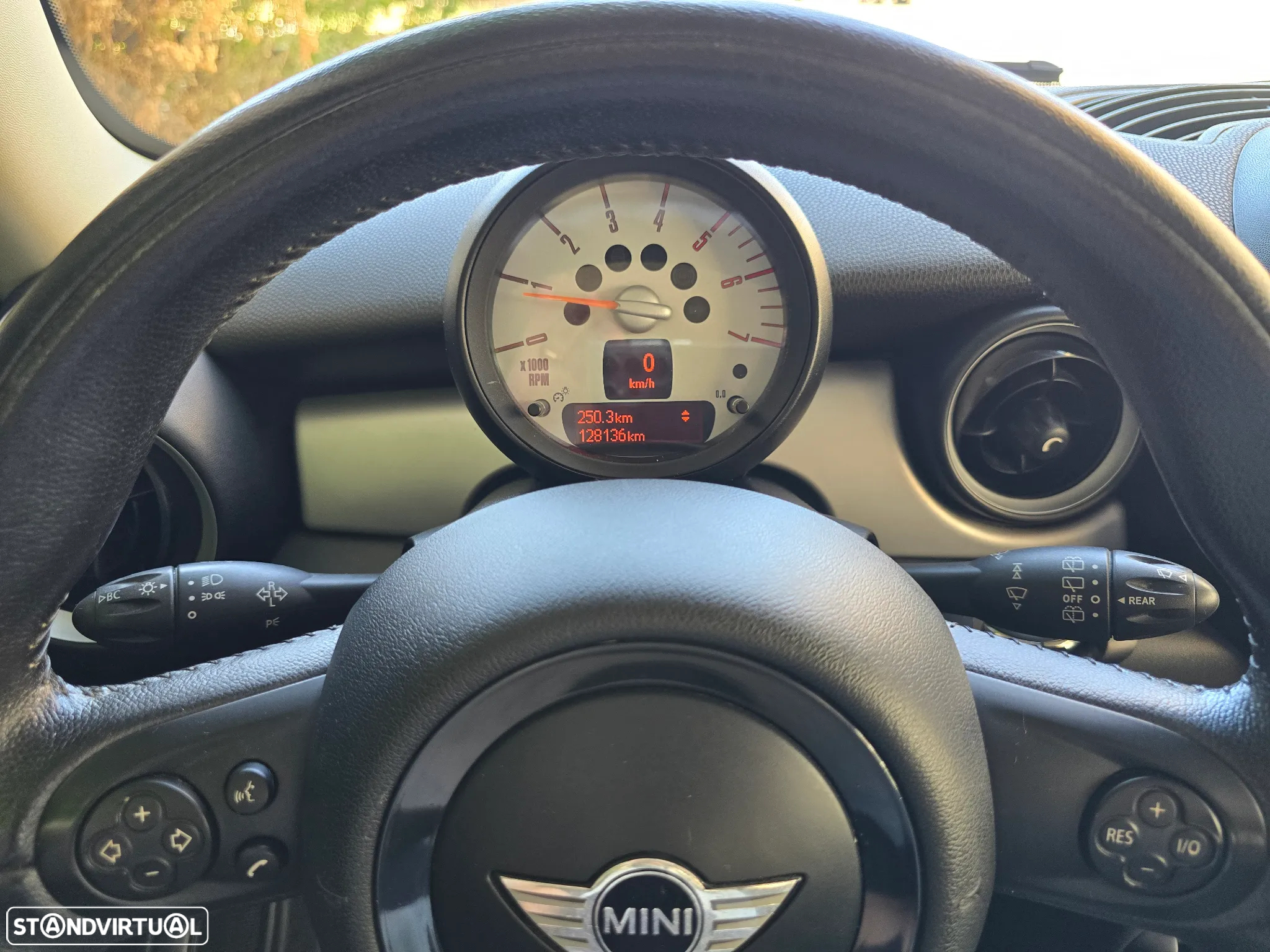 MINI Clubman Cooper D - 17