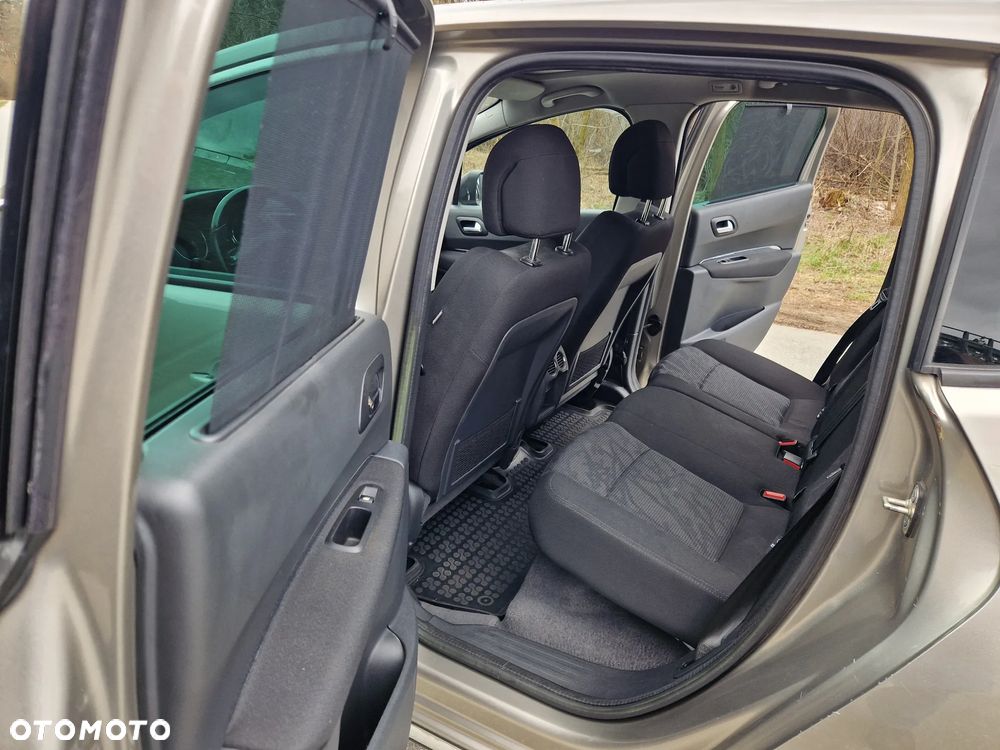 Peugeot 3008 - 19