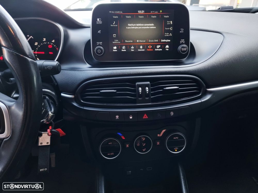 Fiat Tipo Station Wagon 1.3 M-Jet Lounge - 20