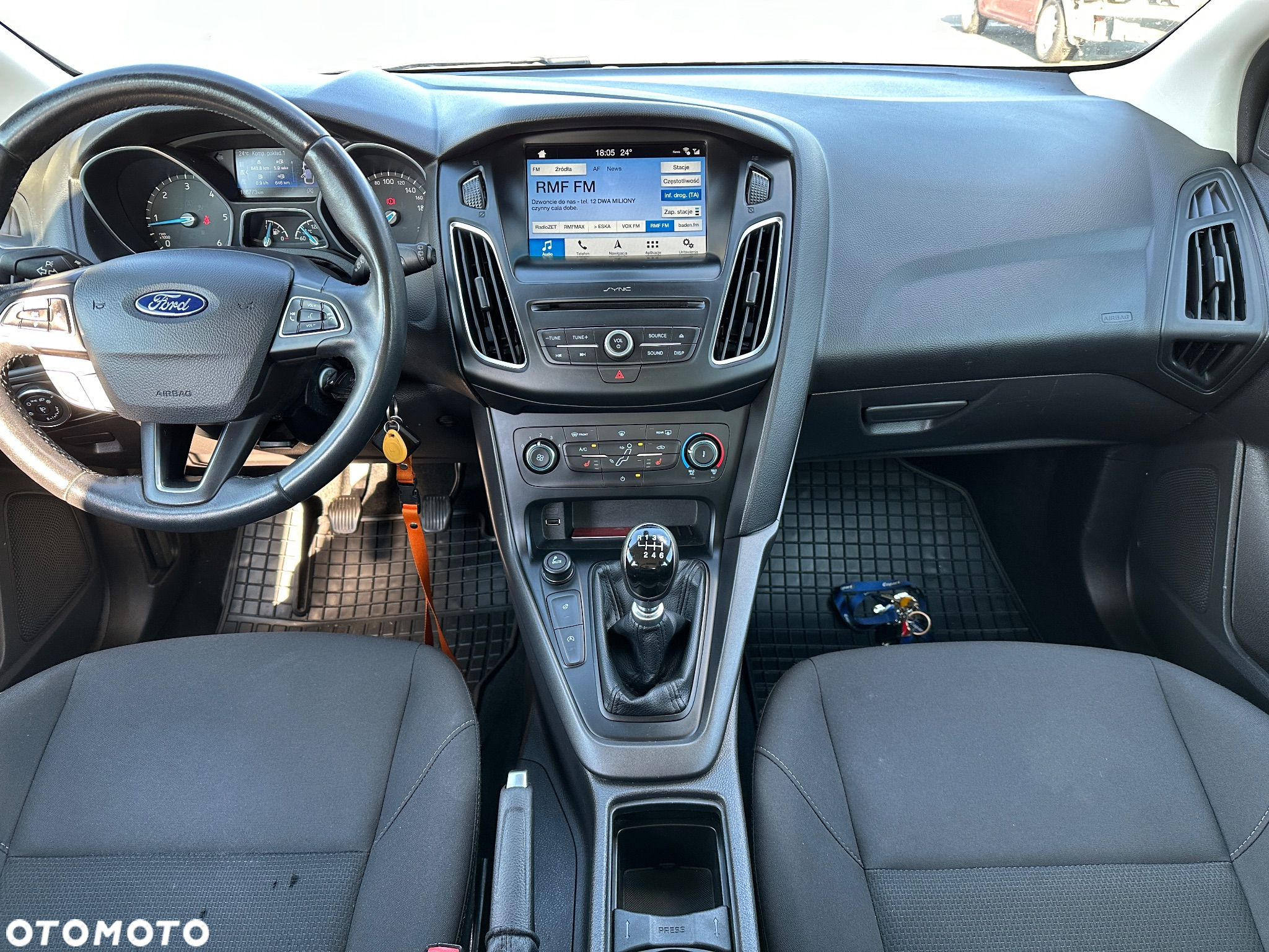 Ford Focus - 12