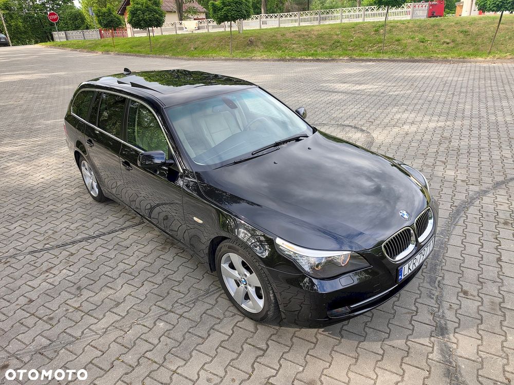 BMW Seria 5 525xd - 12