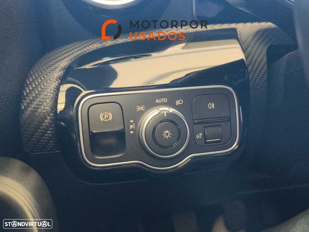 Mercedes-Benz A 180 d Style — fotografia 19