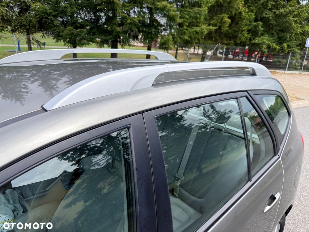 Kia Carens 1.7 CRDi 115 Fifa World Cup Edition - 20