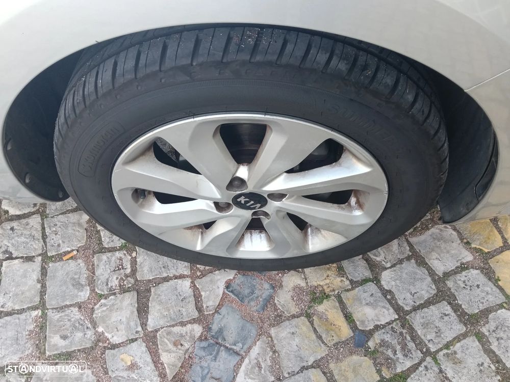 Kia Rio 1.1 CRDi TX AC+VE - 13