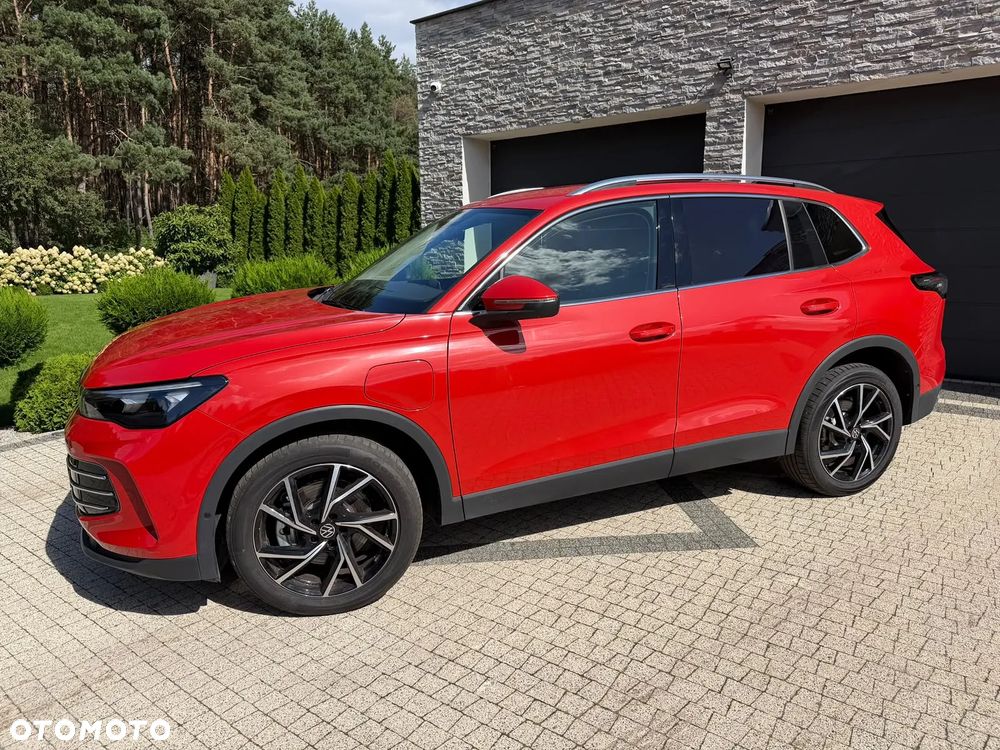 Volkswagen Tiguan - 2