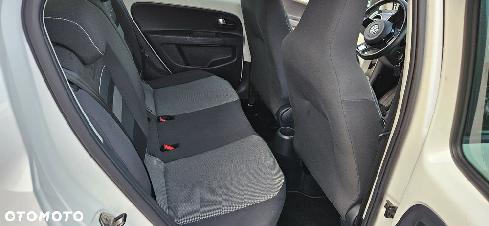 Volkswagen up! (BlueMotion Technology) high - 13