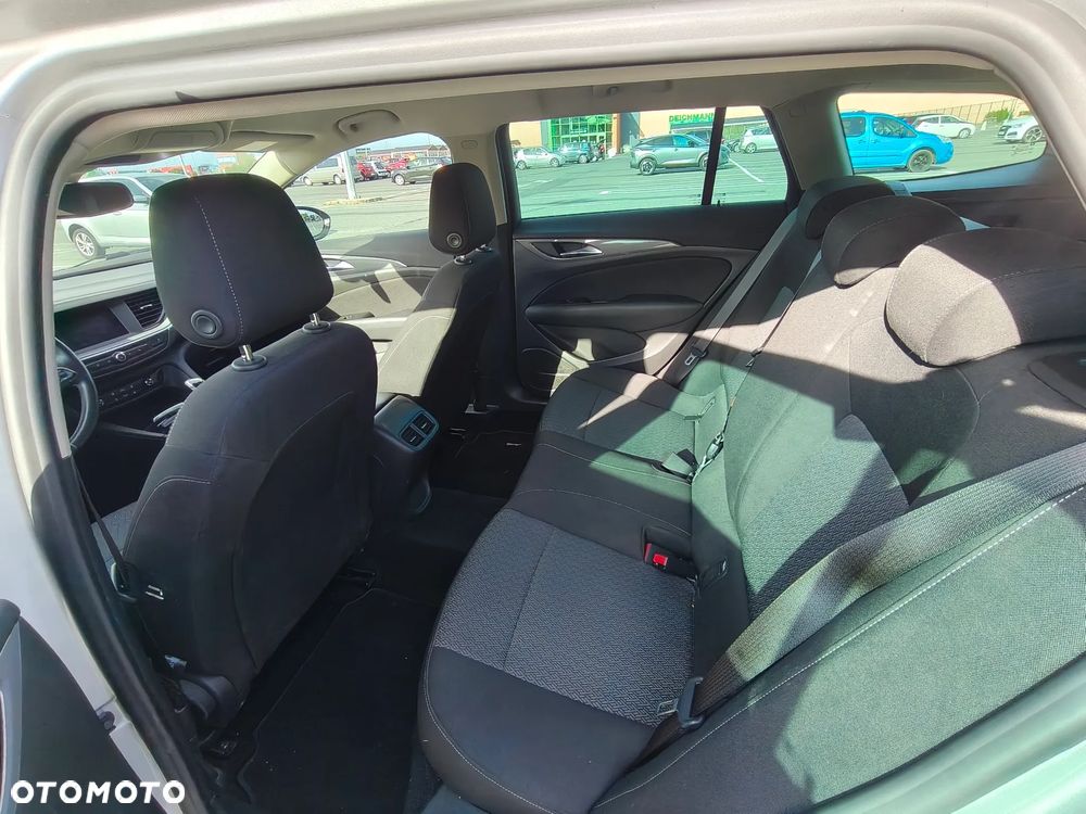 Opel Insignia - 6