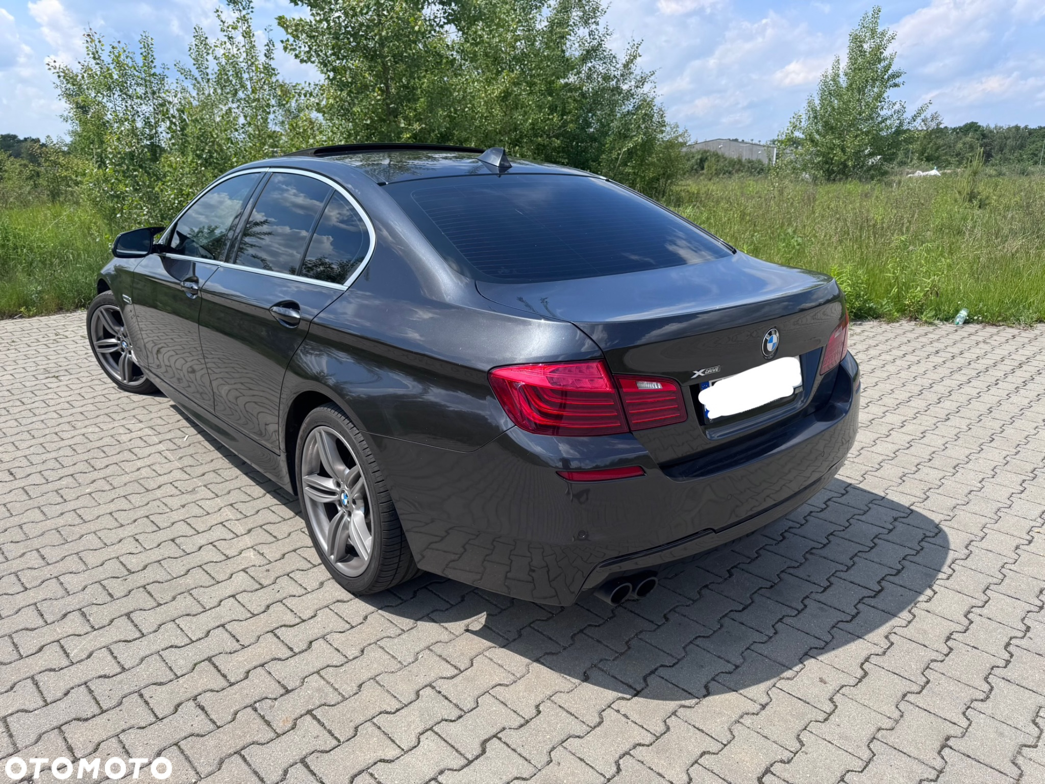 BMW Seria 5 520d xDrive - 4