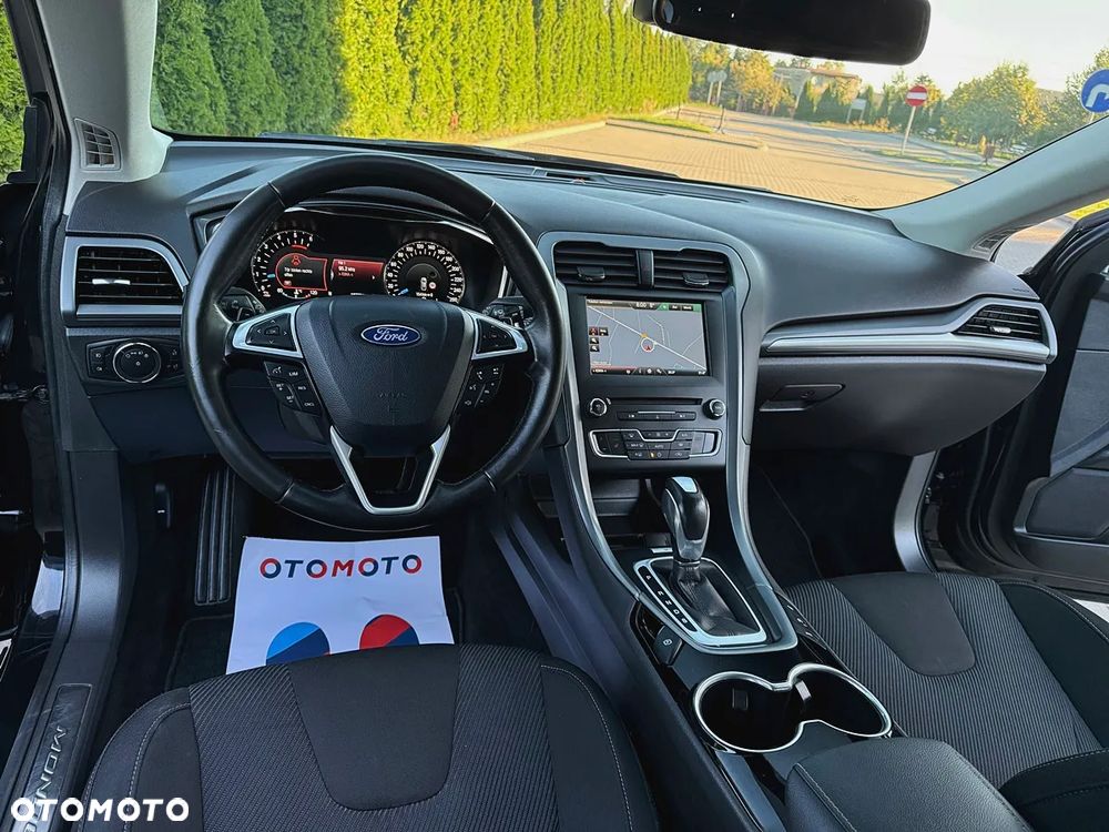 Ford Mondeo 2.0 TDCi Titanium PowerShift - 4
