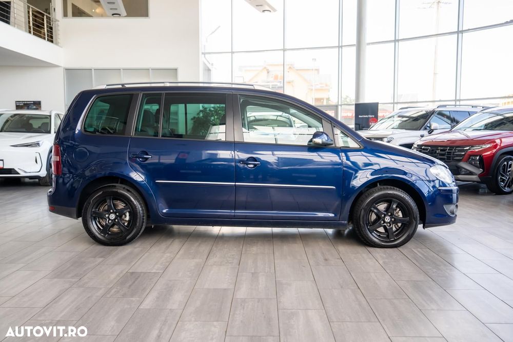 Volkswagen Touran - 7