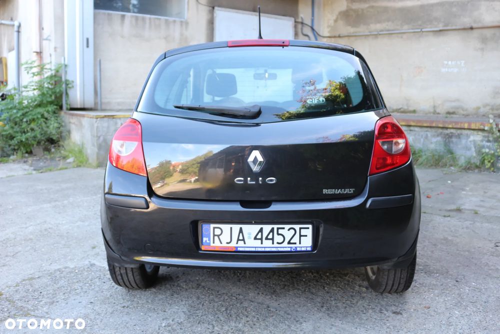 Renault Clio 1.2 16V Dynamique - 5