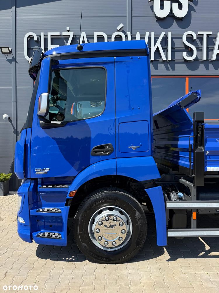Mercedes-Benz Antos Actros Arocs 1843 // Wywrotka 3 - stronna // Klimatyzacja // Hak do przyczepy // Plandeka osłaniająca ładunek // Blokada mostu // Euro 6 - 25