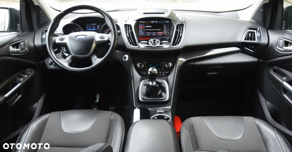 Ford Kuga - 35