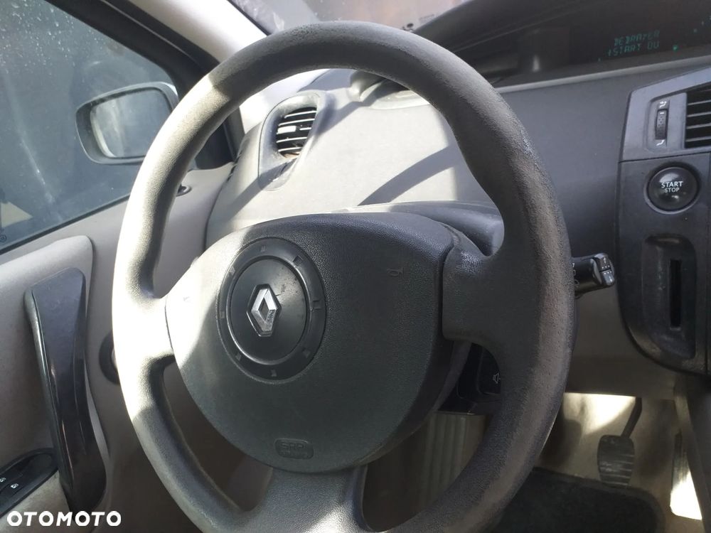 Auto na części - Renault Scenic 2 benzyna Silnik Skrzynia Drzwi Maska Klapa Błotnik Zderzak Lampa Szyba Klamka Lusterko Deska Kokpit - 4