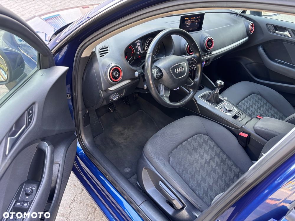 Audi A3 Sportback 2.0 TDI sport - 15