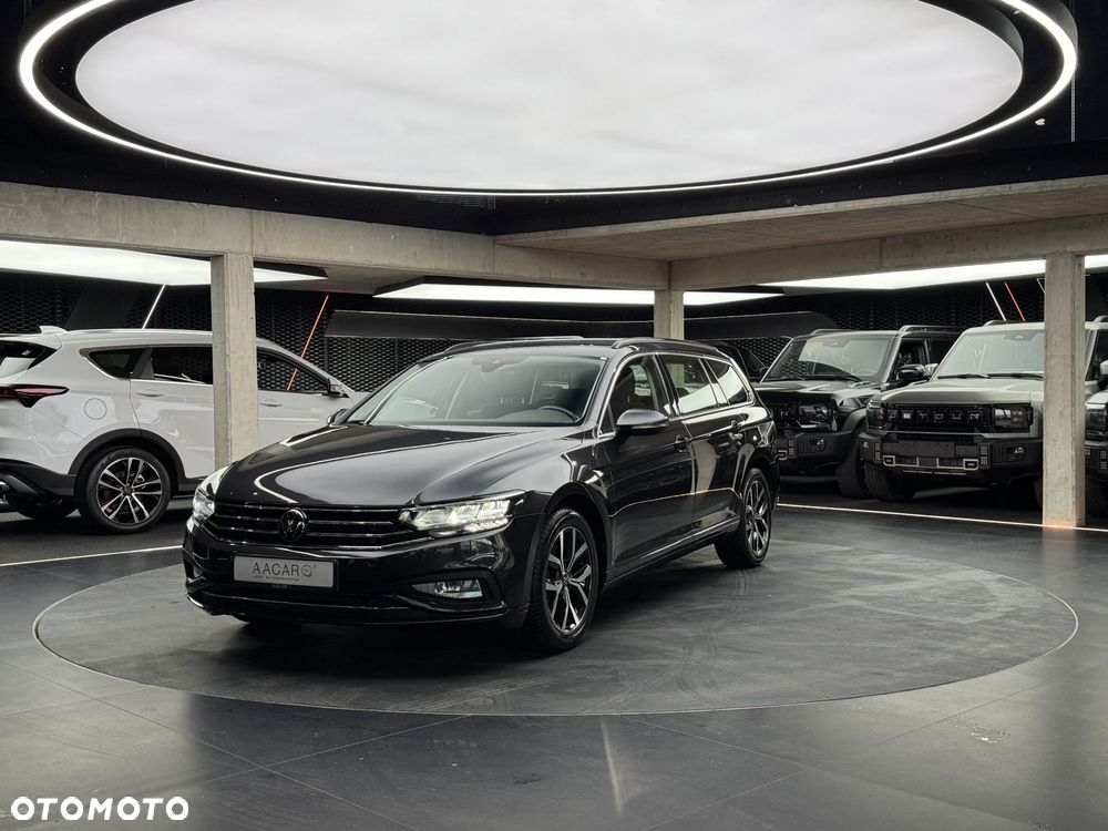 Volkswagen Passat Variant - 2