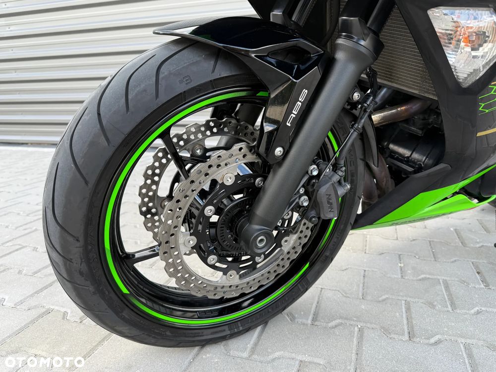 Kawasaki Ninja - 13