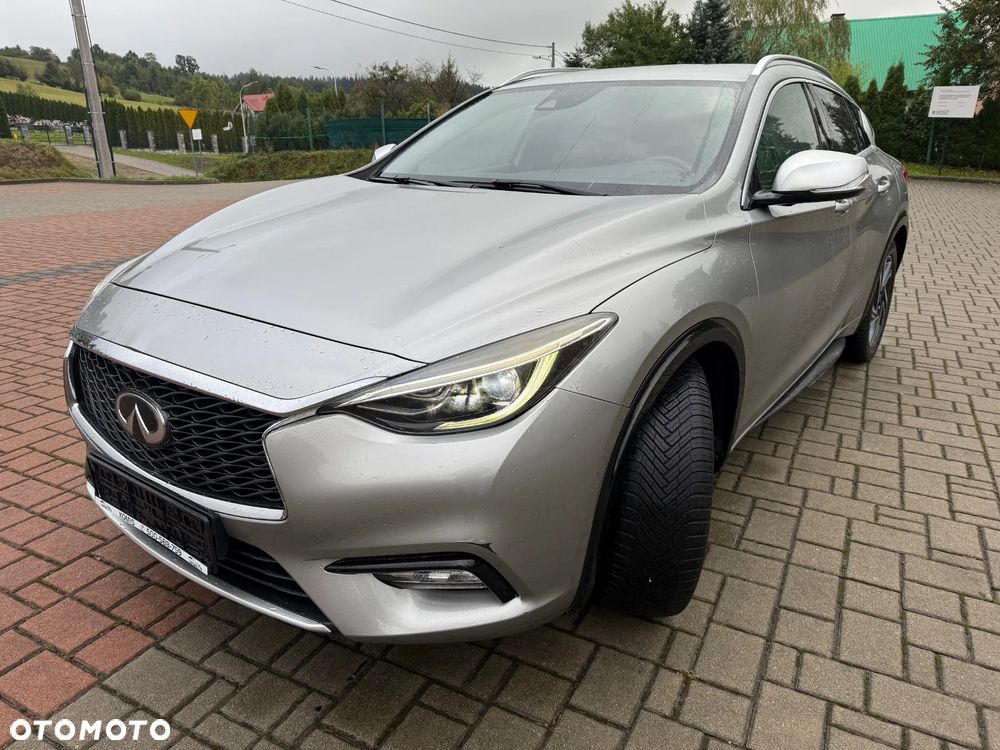 Infiniti Q30 1.5d