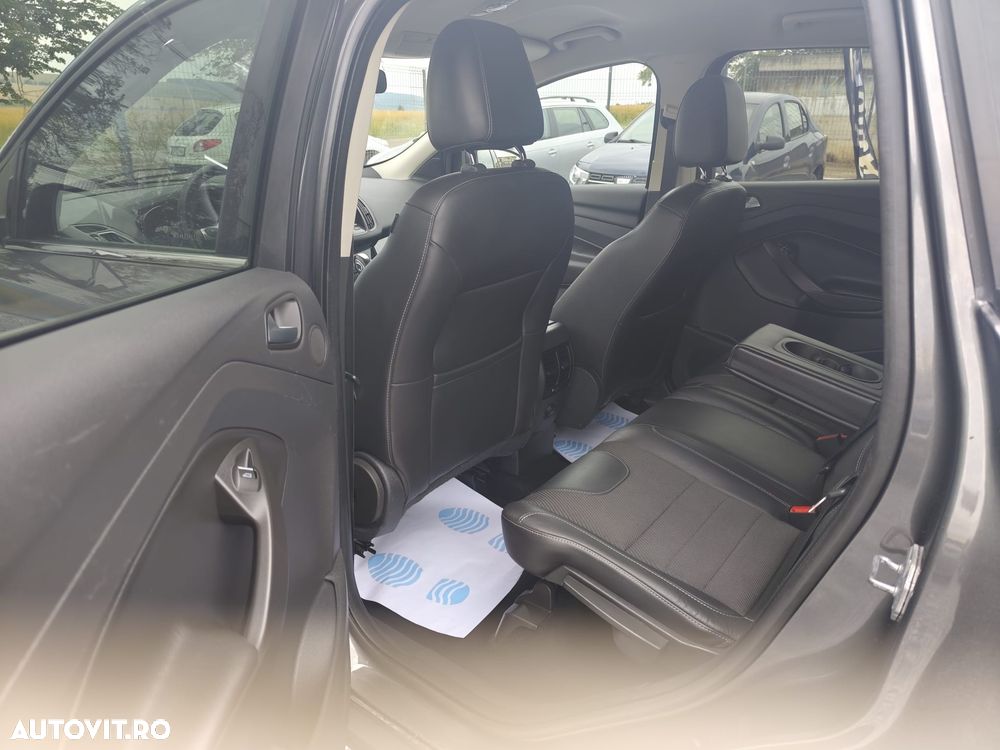 Ford Kuga 2.0 TDCi 4x4 Aut. Business Edition - 14