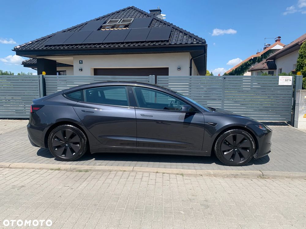 Tesla Model 3 AWD - 1