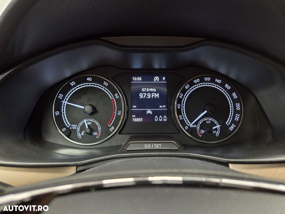 Skoda Kamiq 1.0 TSI DSG Style - 5