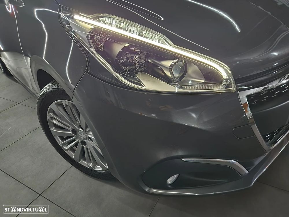 Peugeot 208 1.5 BlueHDi Allure Pack - 2