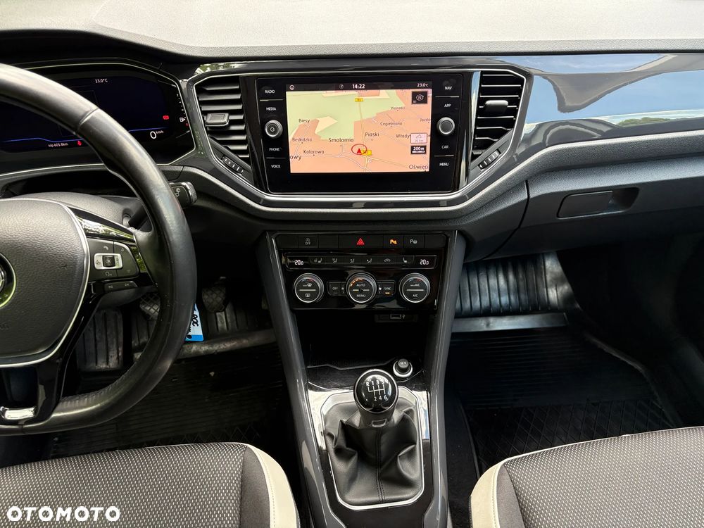Volkswagen T-Roc 1.5 TSI ACT Premium - 13
