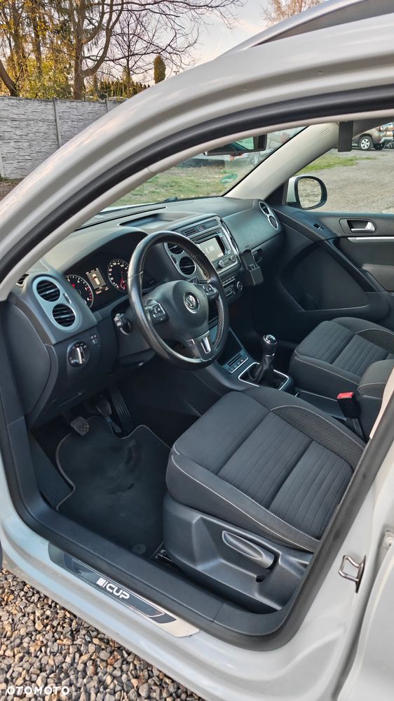 Volkswagen Tiguan 2.0 TDI DPF BlueMotion Technology Cup Sport & Style - 12