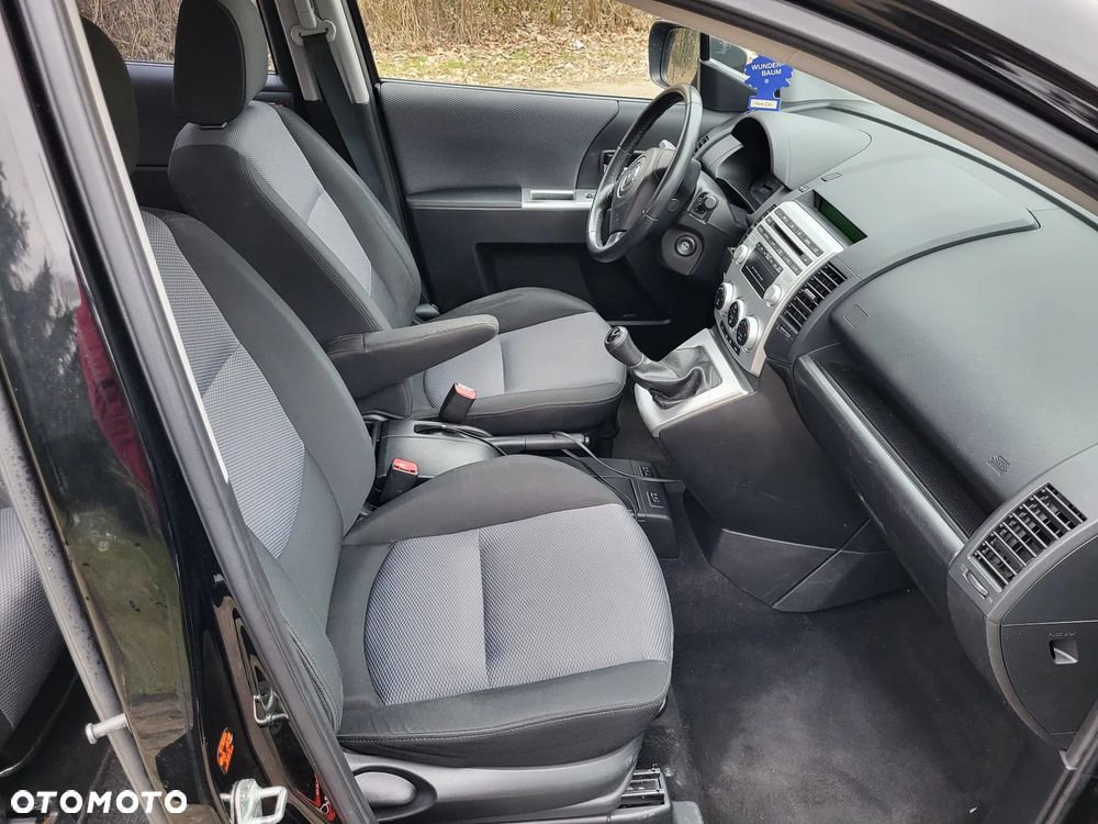 Mazda 5 - 7