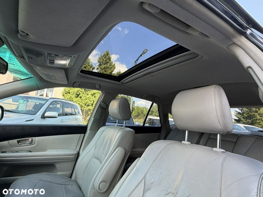 Lexus RX - 11