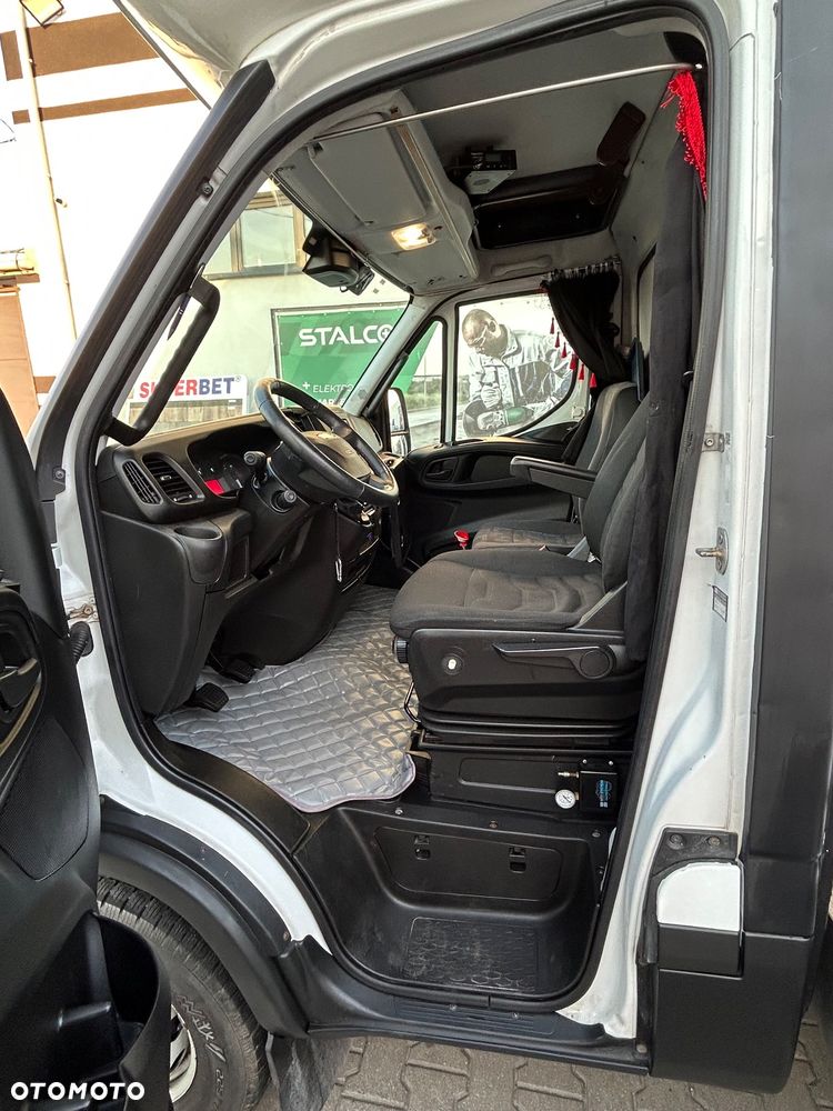 Iveco Daily - 12