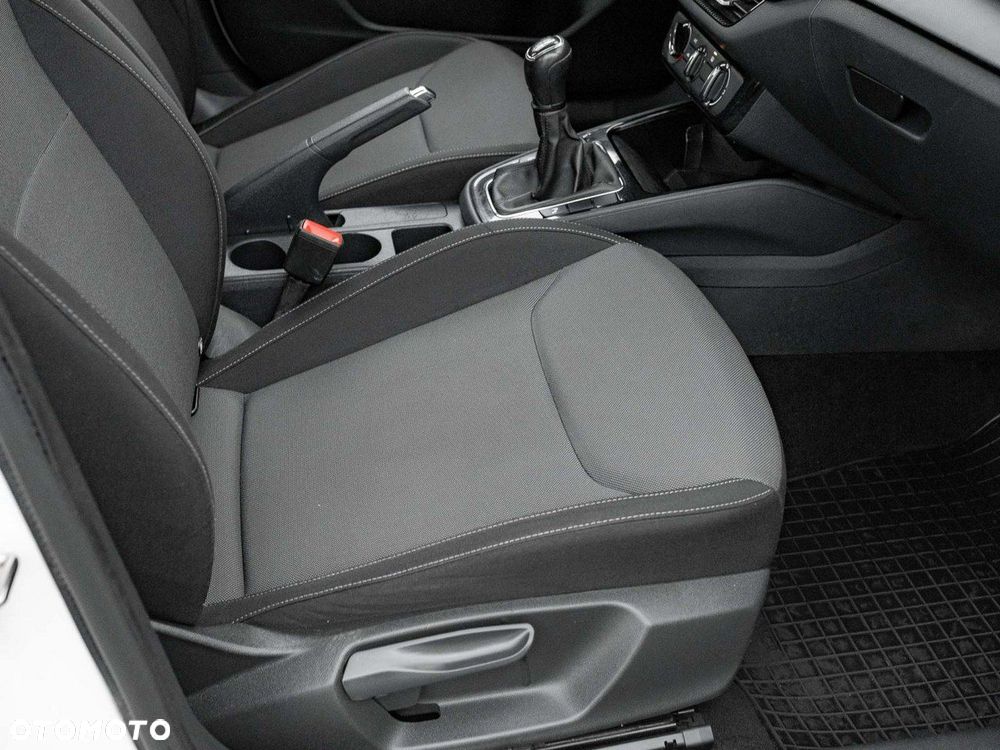 Skoda Fabia 1.0 Ambition - 30