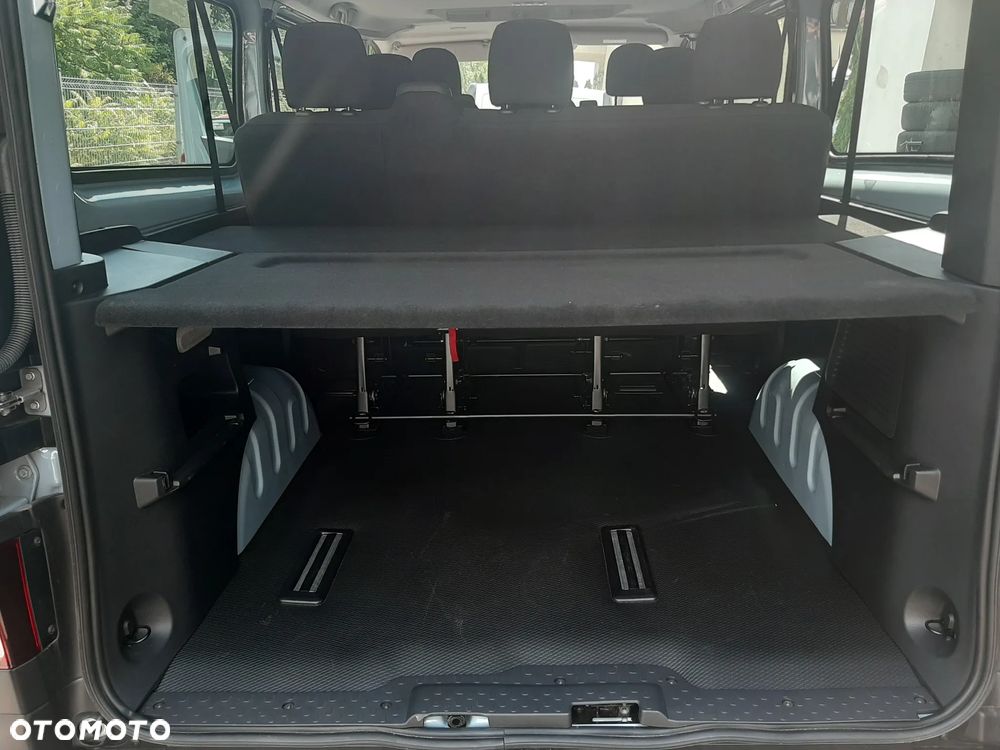 Renault Trafic 2.0 dCi - 15