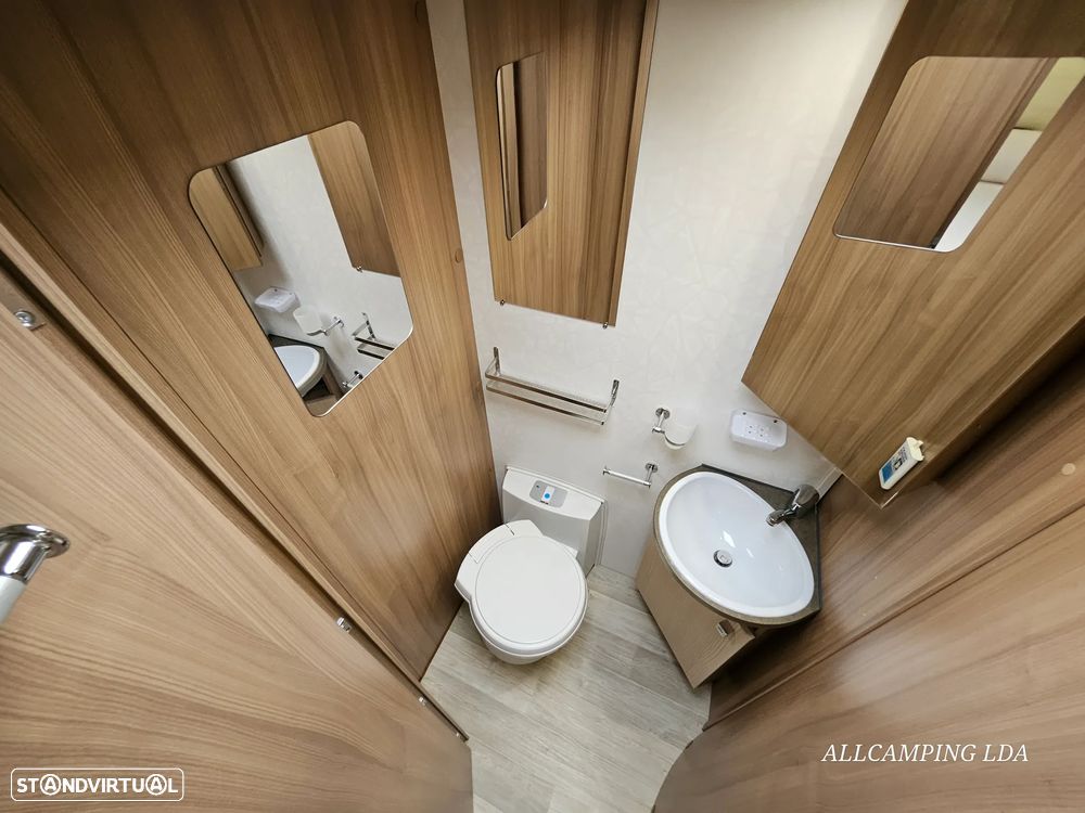 Pilote Aventura G740 CAMA CENTRAL/BASCULANTE - 39