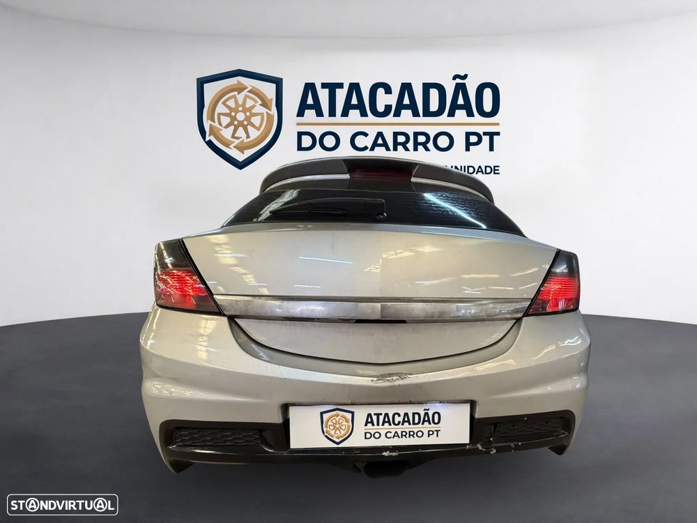 Opel Astra GTC 1.7 CDTI - 27