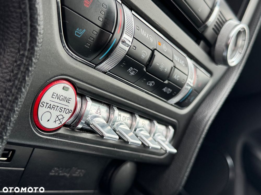 Ford Mustang 2.3 EcoBoost - 28