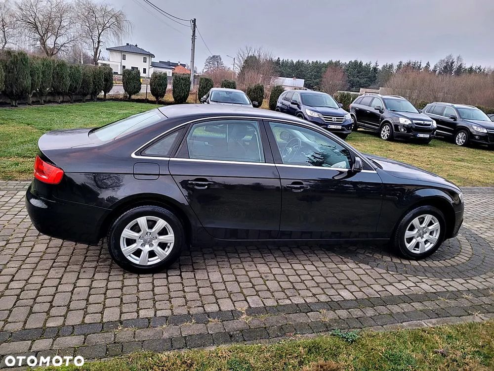 Audi A4 Limousine 2.0 TDI DPF Ambiente - 8