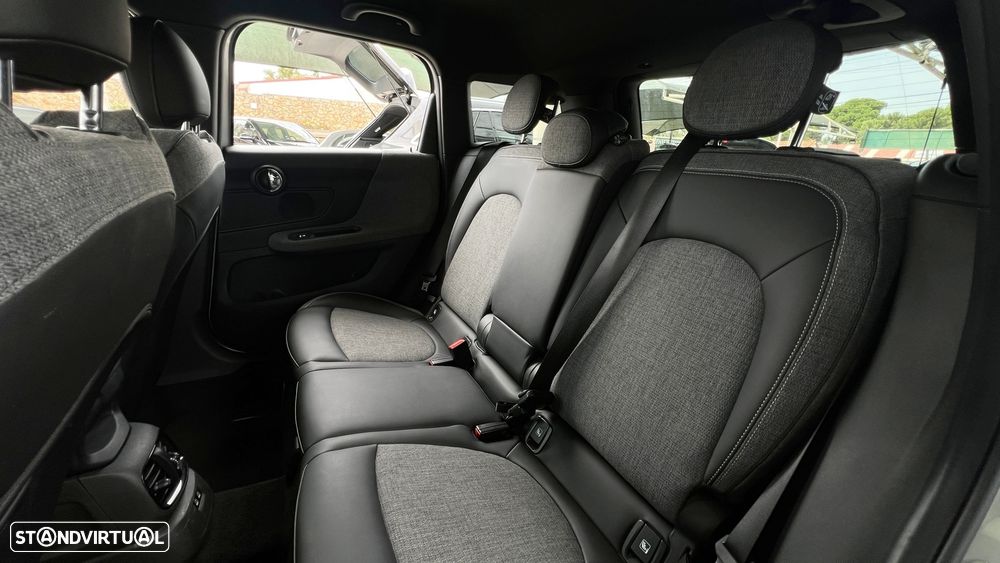 MINI Countryman Cooper D Premium First Classic Auto - 14