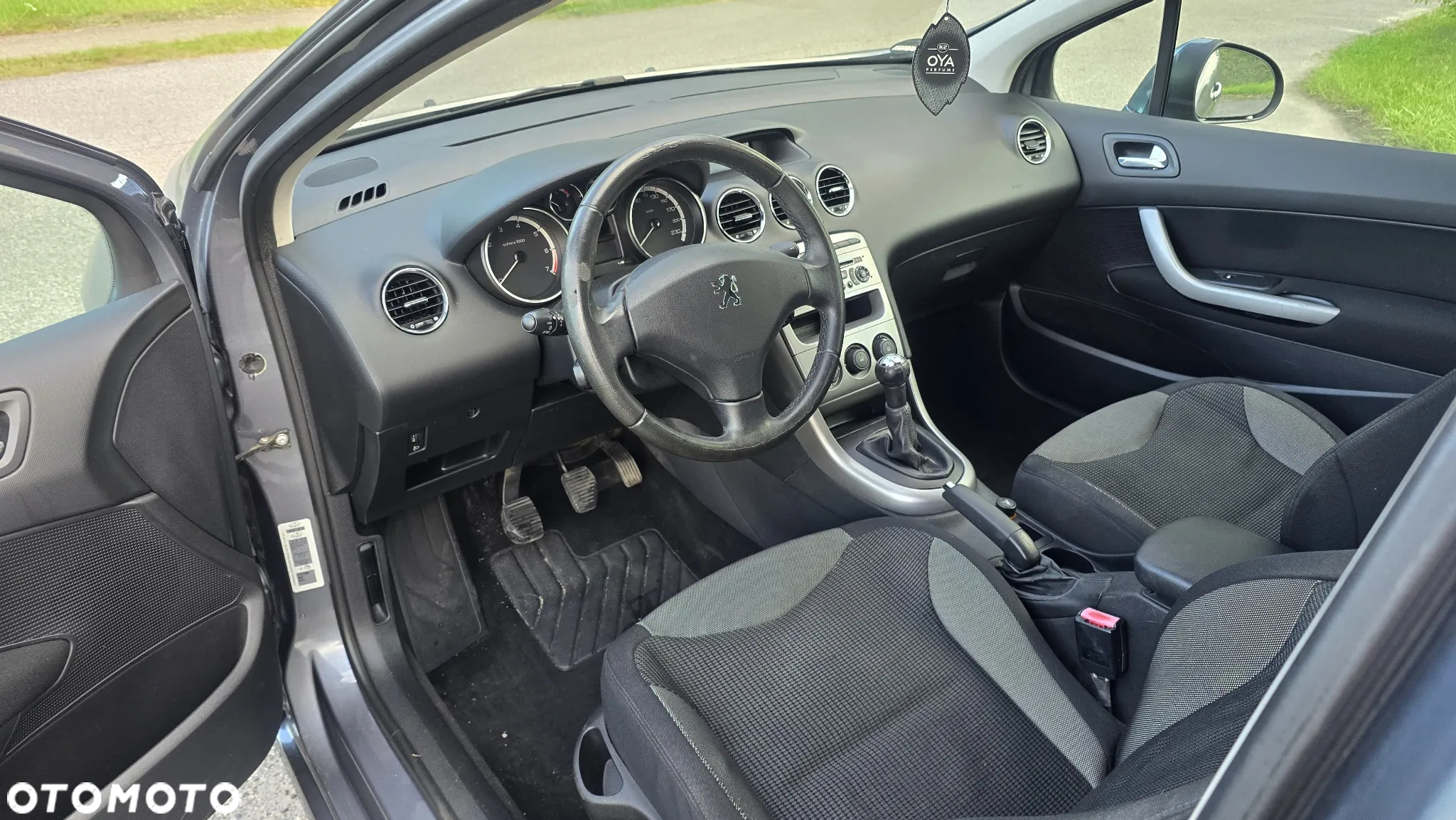 Peugeot 308 150 THP Platinum - 10