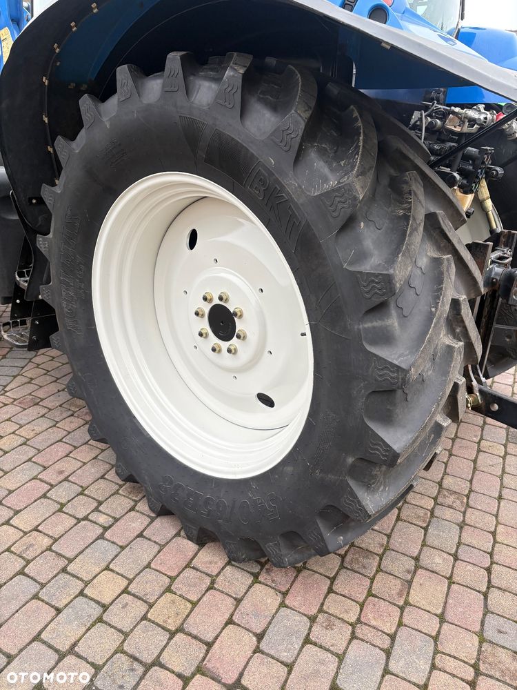 New Holland TS130 A - 13