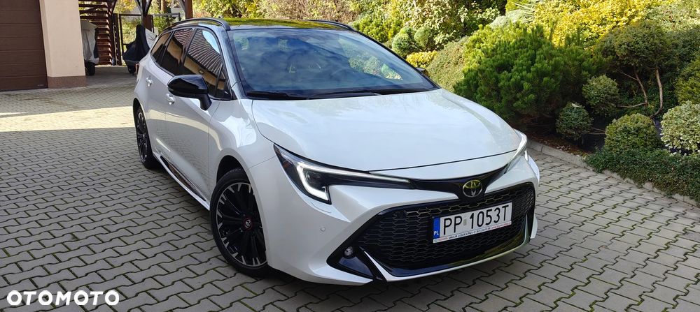 Toyota Corolla 1.8 Hybrid GR Sport - 1