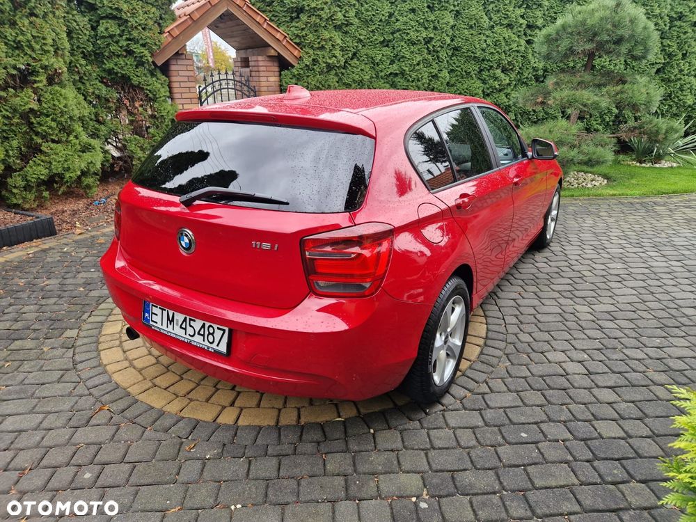 BMW Seria 1 116i - 4