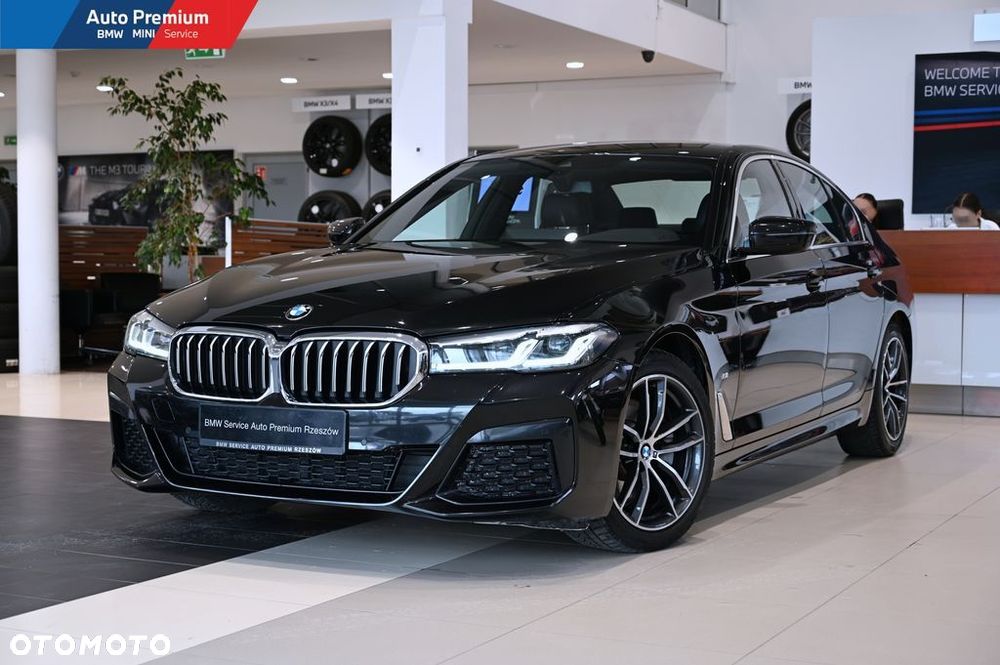 BMW Seria 5 520i mHEV - 4