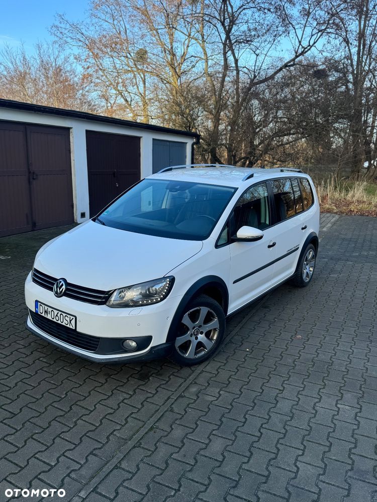 Volkswagen Touran - 5