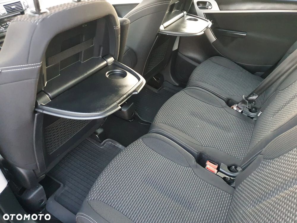 Citroën C4 Picasso 1.6 HDi My Way - 12
