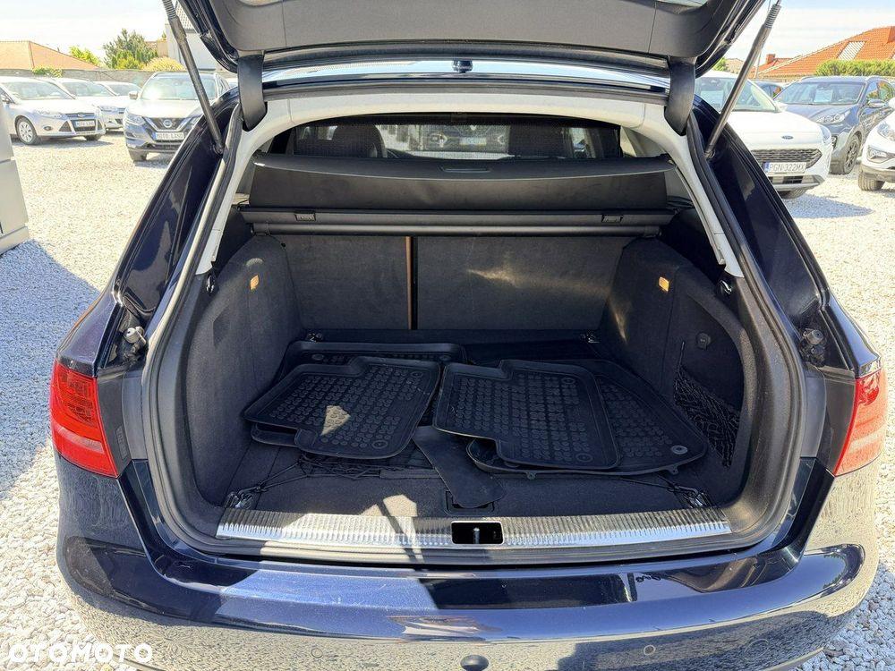 Audi A4 Avant 2.0 TDI DPF Attraction - 13