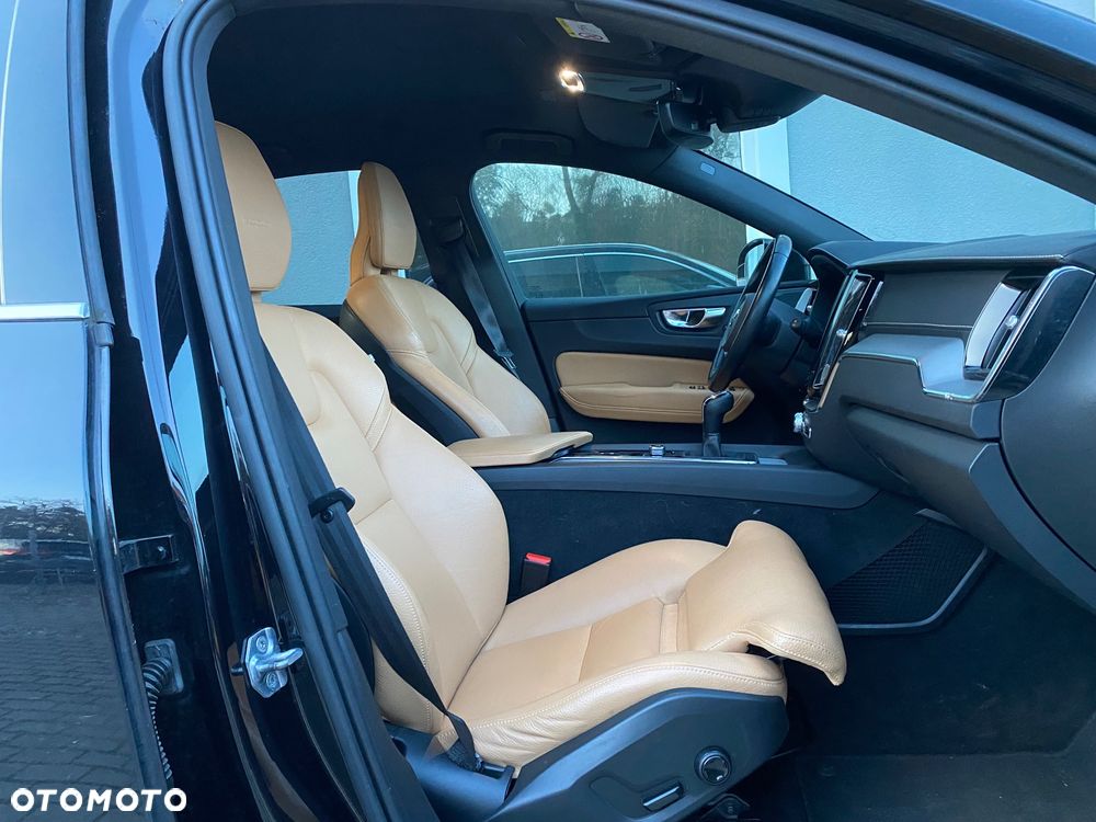 Volvo XC 60 D3 Linje Inscription - 7